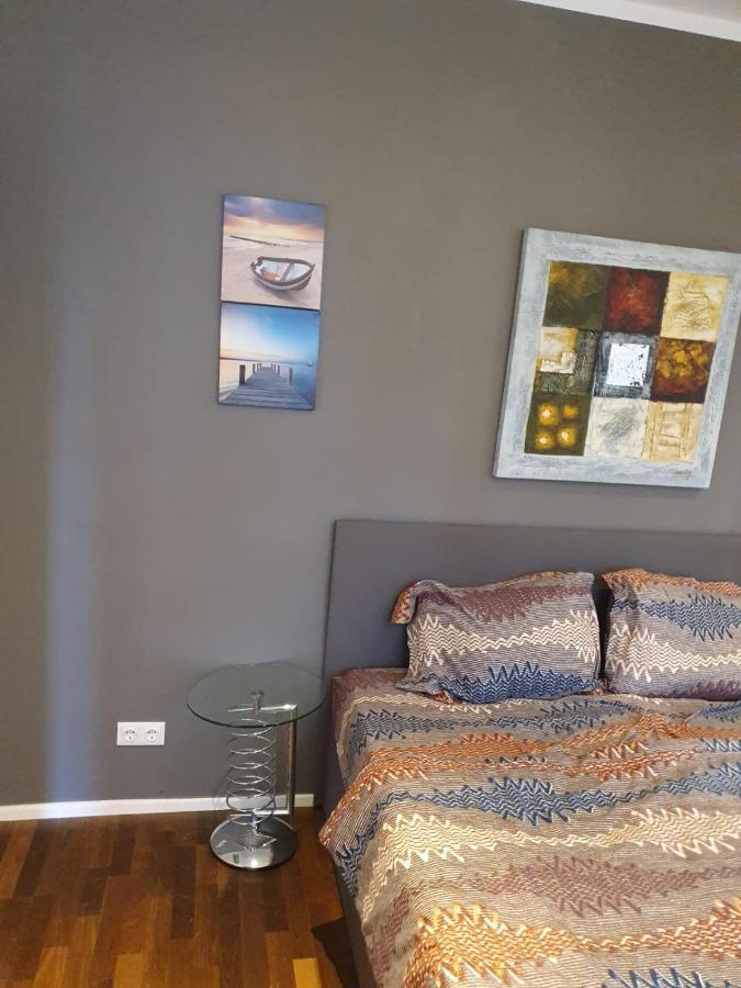 Deluxe Apartment 5P Mm A Вена Экстерьер фото
